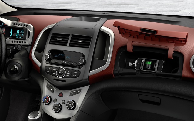 Chevrolet Sonic Hatchback photo 40