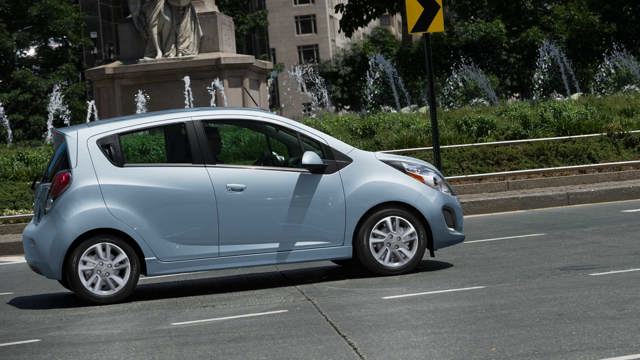 Chevrolet Spark Ev Foto 16