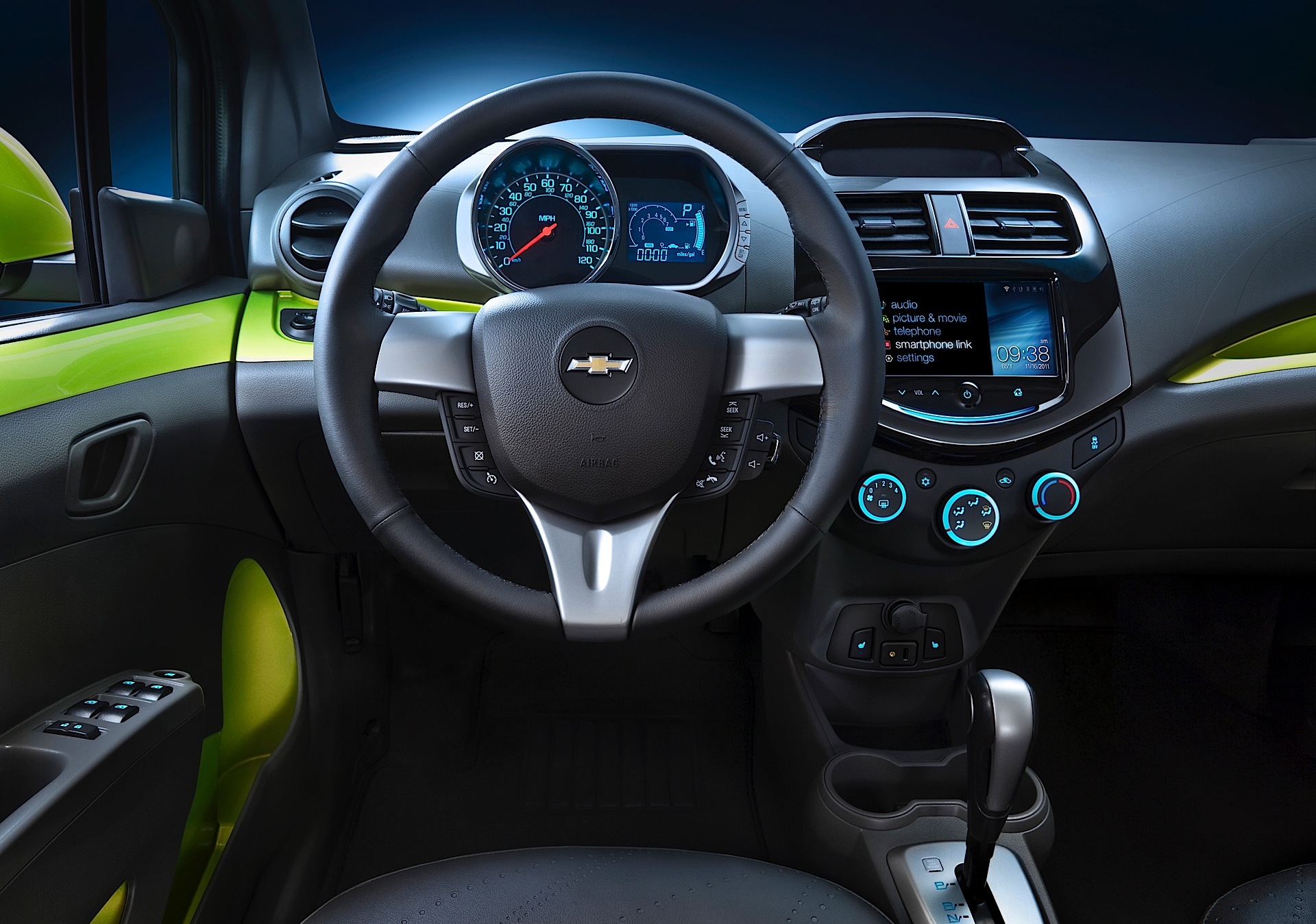 Chevrolet Spark Ev photo 76