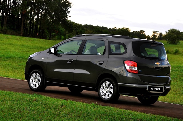 CHEVROLET Spin