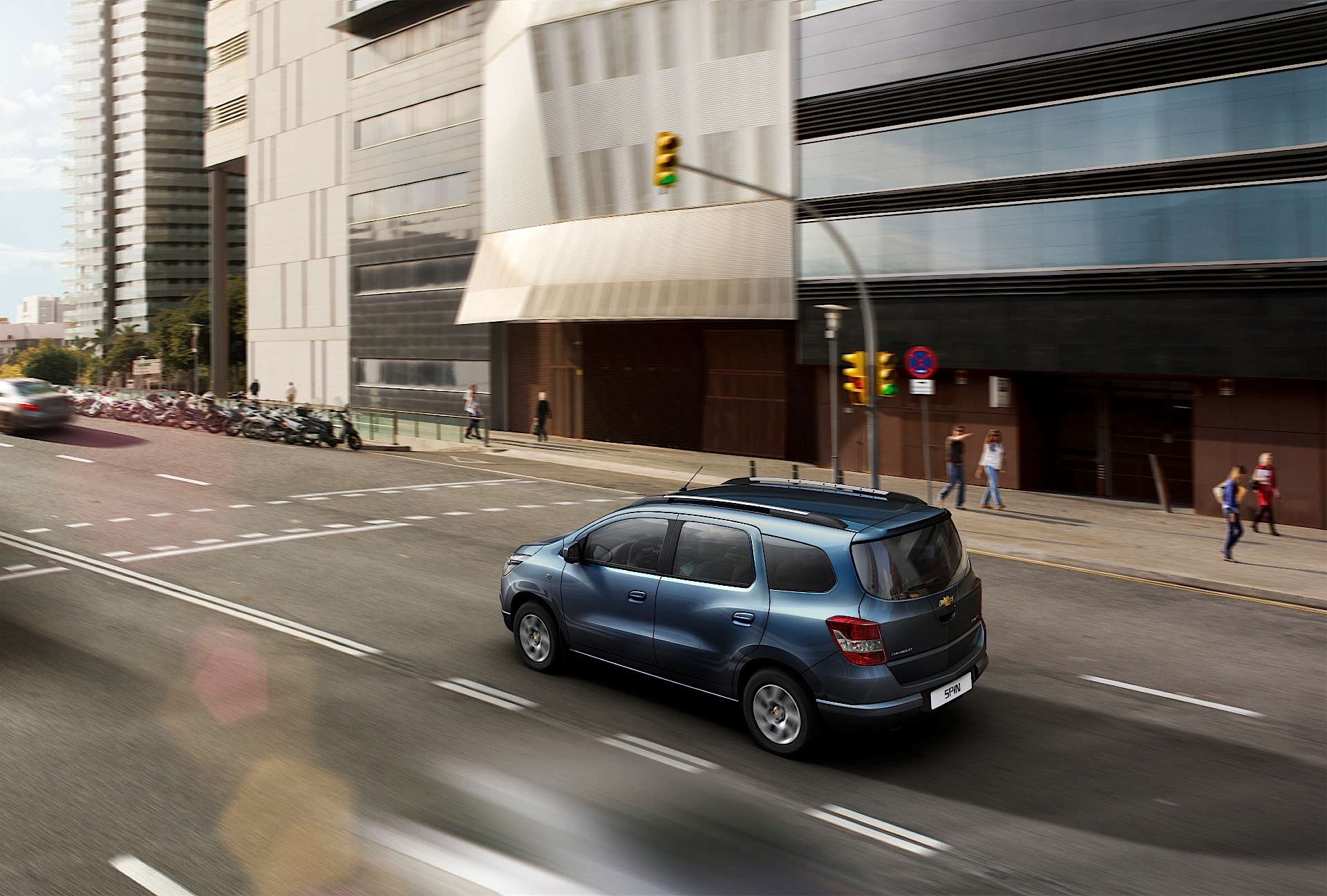 Chevrolet Spin photo 16