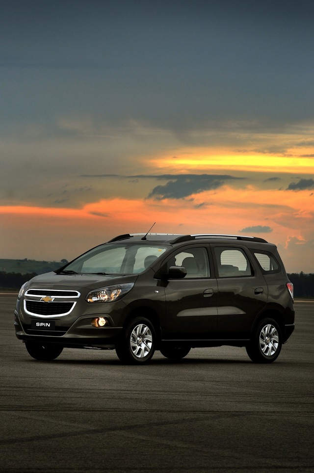 Chevrolet Spin photo 2