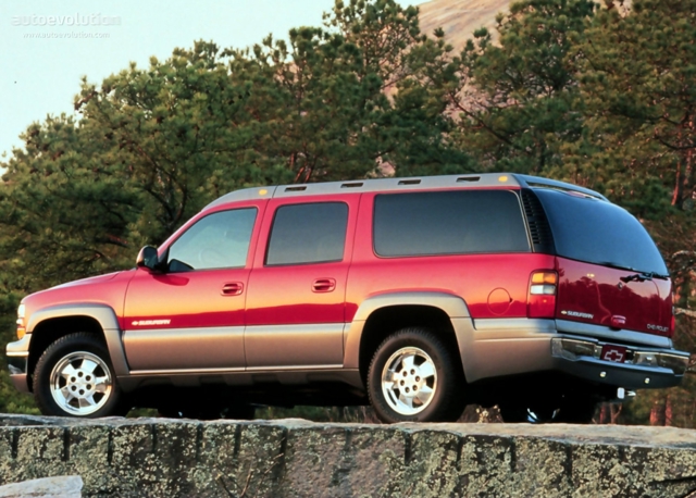 Chevrolet Suburban photo 7