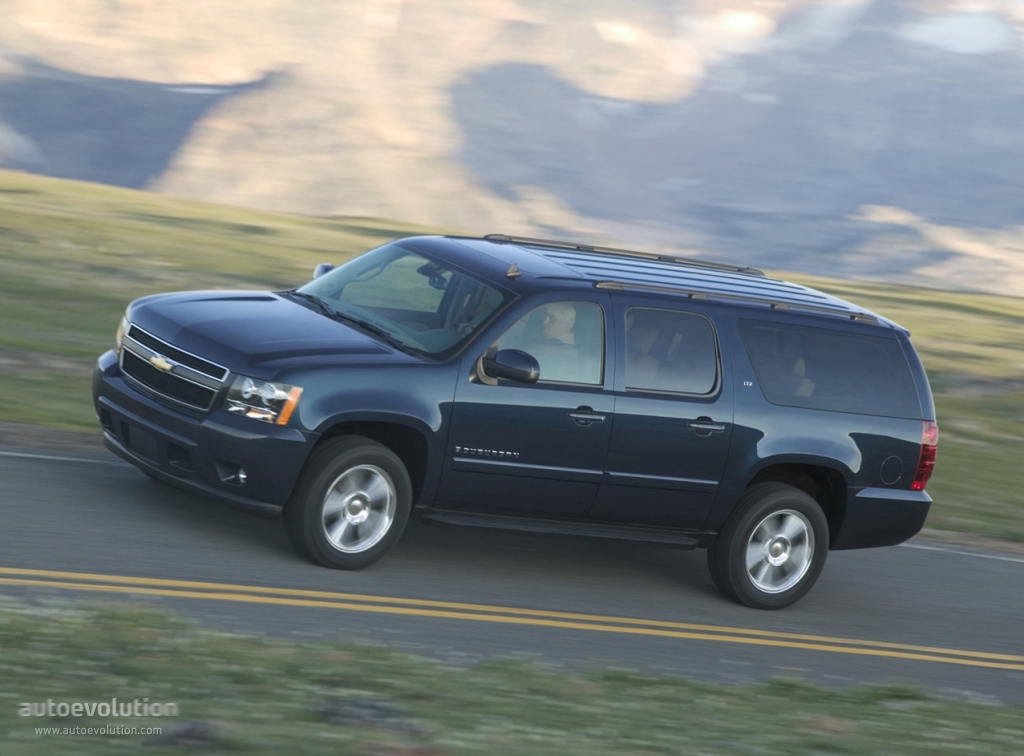Chevrolet Suburban photo 4