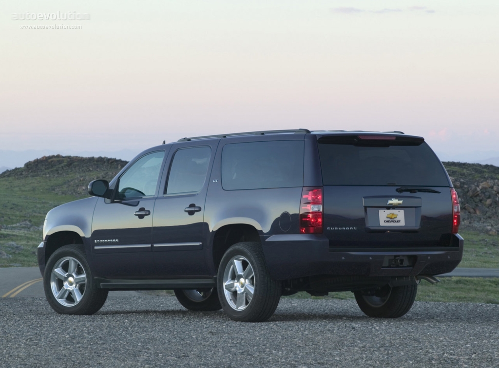 Chevrolet Suburban photo 5
