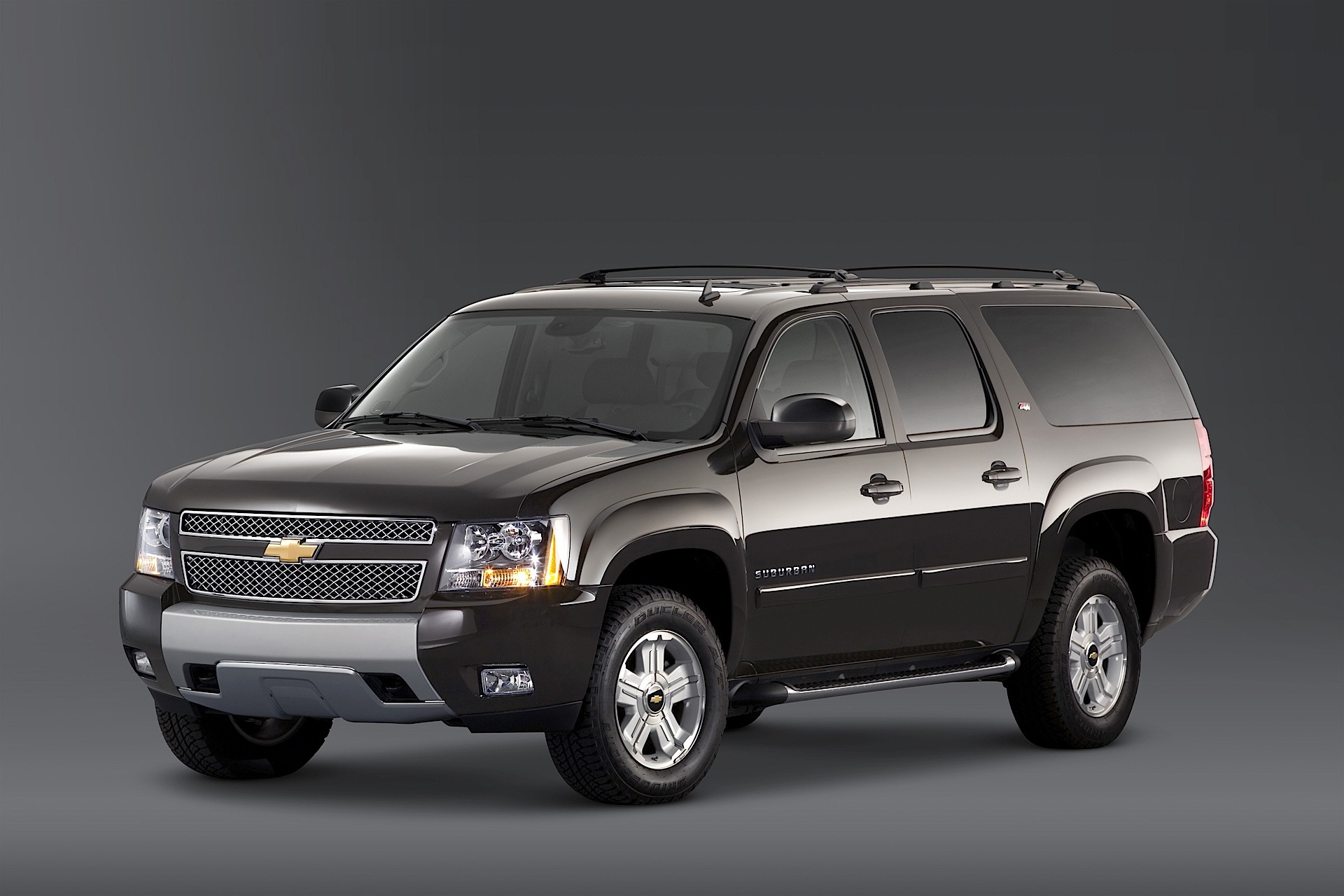 Chevrolet Suburban photo 7
