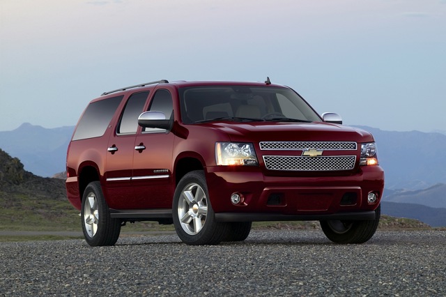 Chevrolet Suburban photo 8