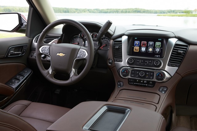 Chevrolet Suburban photo 35