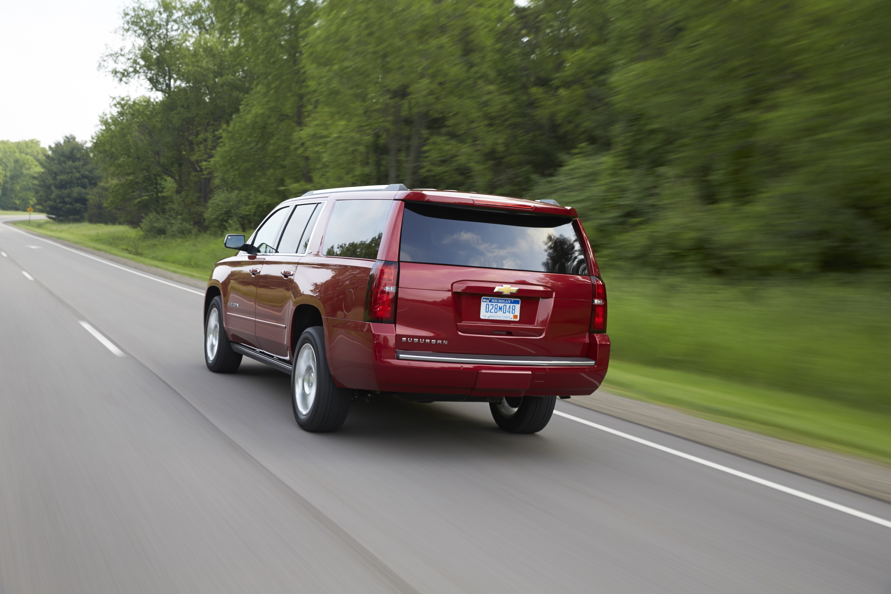 Chevrolet Suburban photo 6