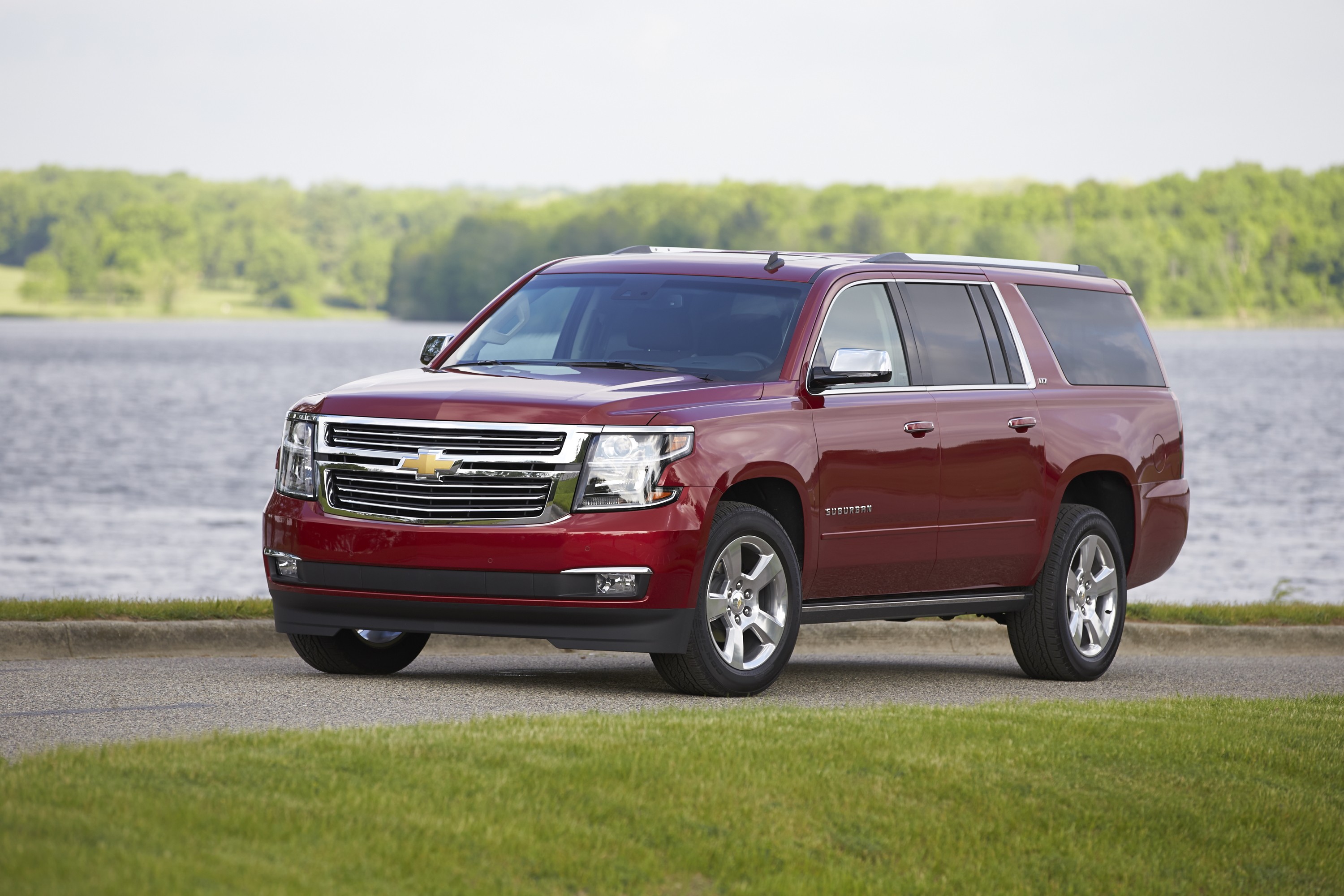 Chevrolet Suburban photo 8
