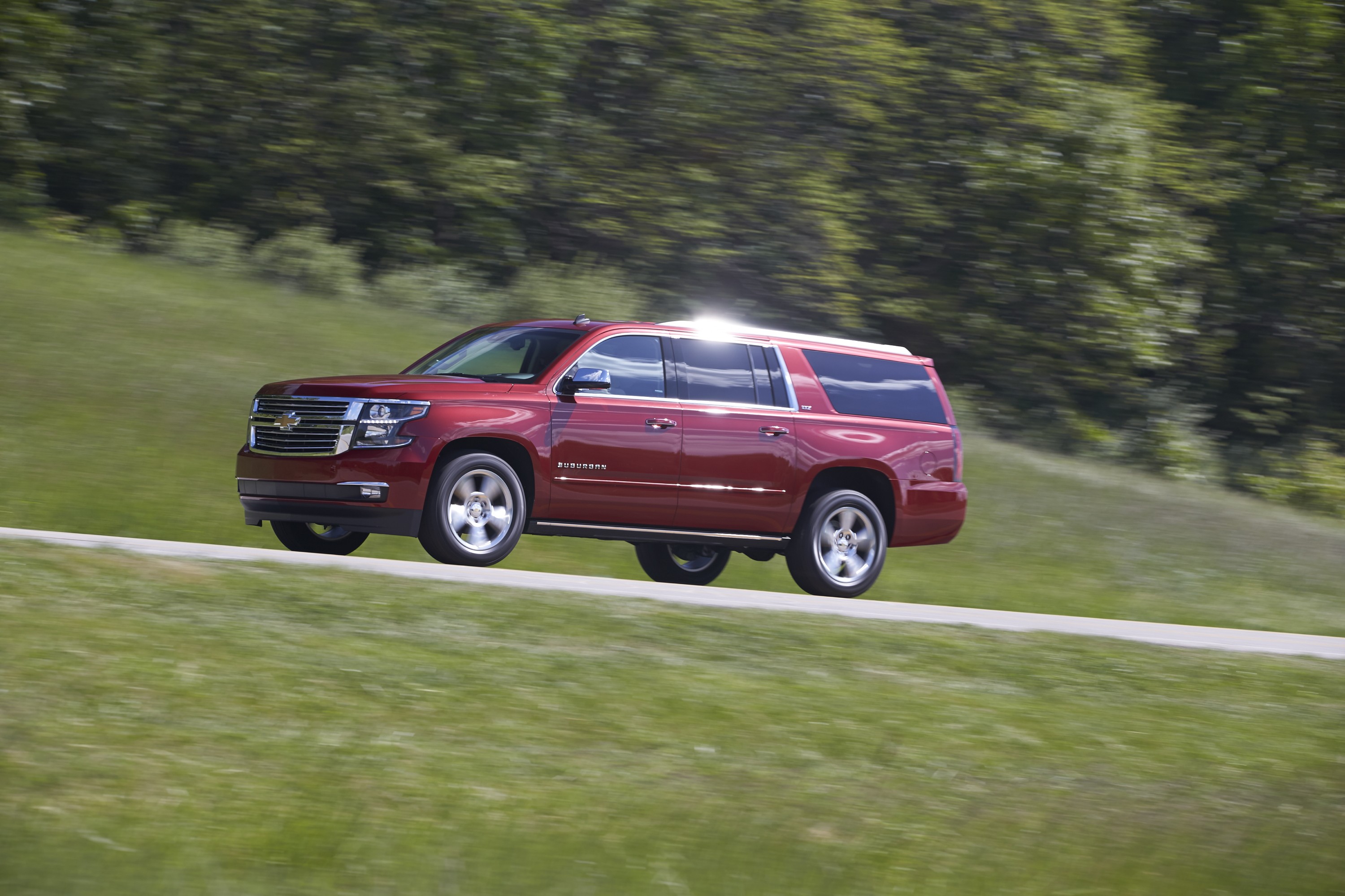 Chevrolet Suburban photo 11
