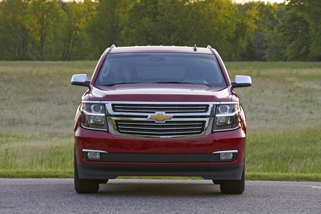 Chevrolet Suburban photo 19