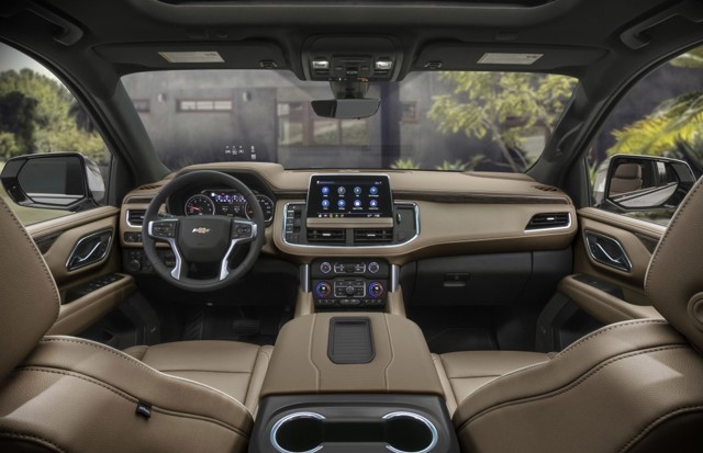 Chevrolet Suburban photo 13