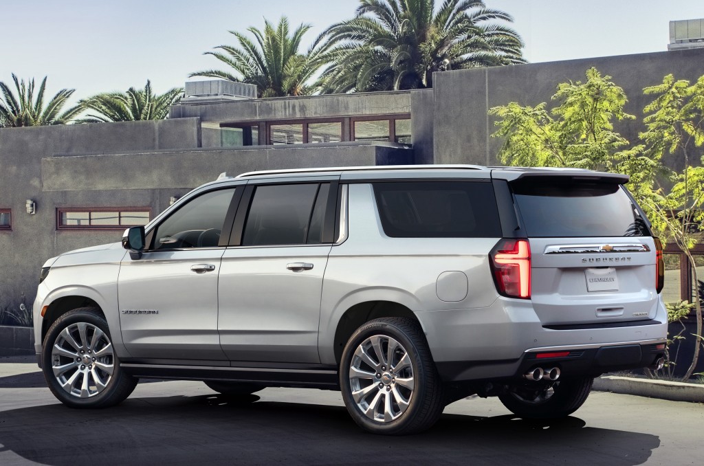 Chevrolet Suburban photo 6