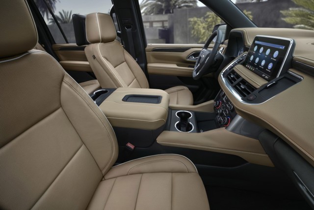 Chevrolet Suburban photo 18