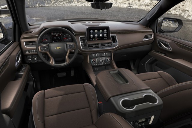 Chevrolet Suburban photo 21