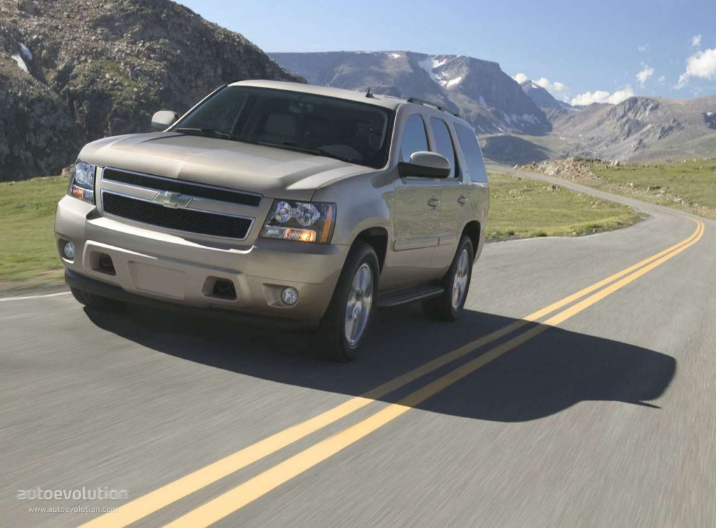 Chevrolet Tahoe photo 2