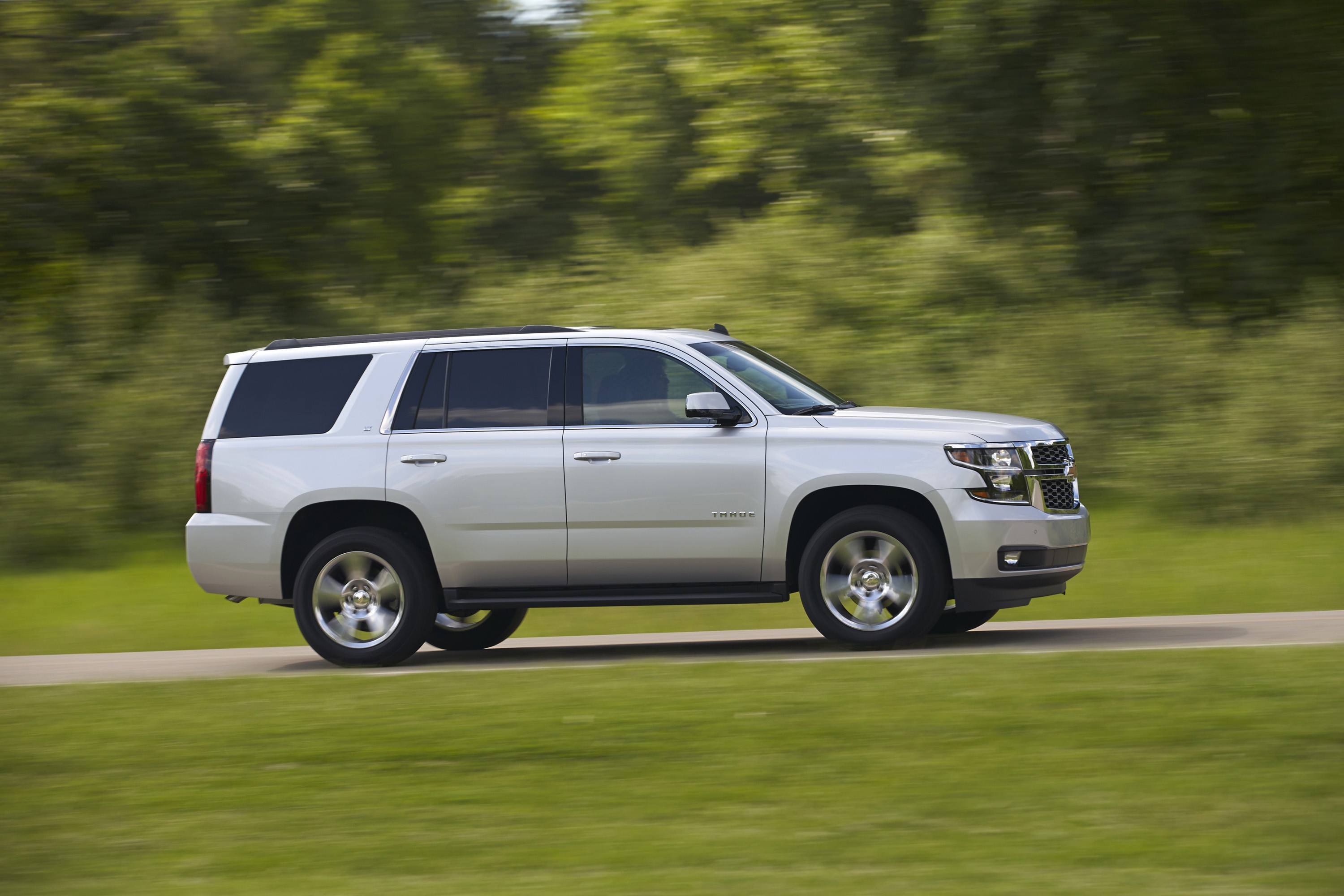 Chevrolet Tahoe photo 11