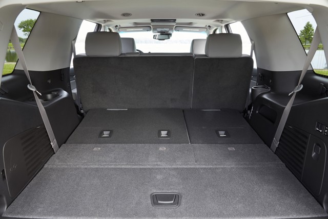 Chevrolet Tahoe photo 35
