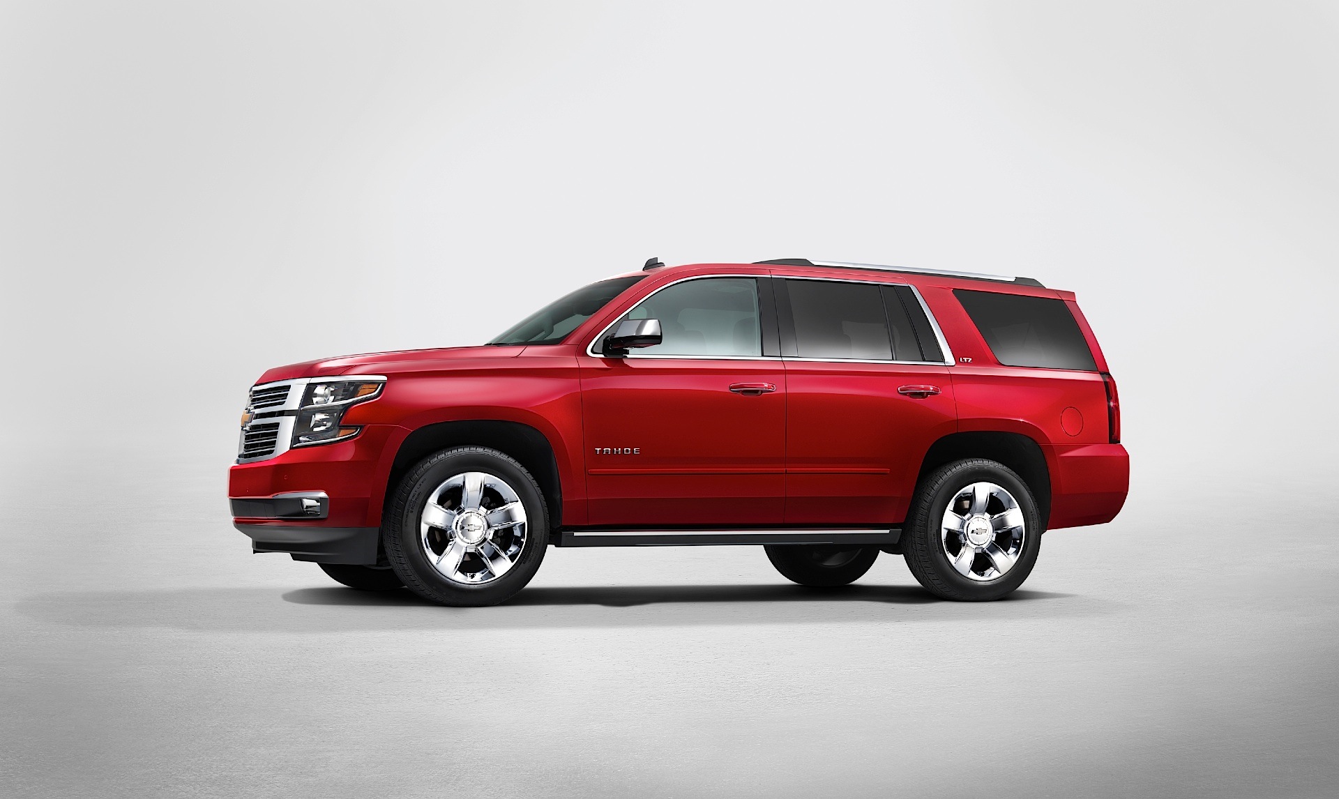 Chevrolet Tahoe photo 3