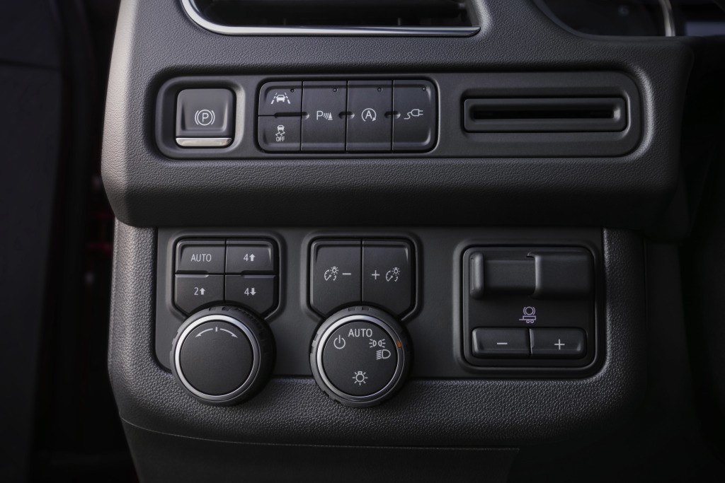 Chevrolet Tahoe photo 35