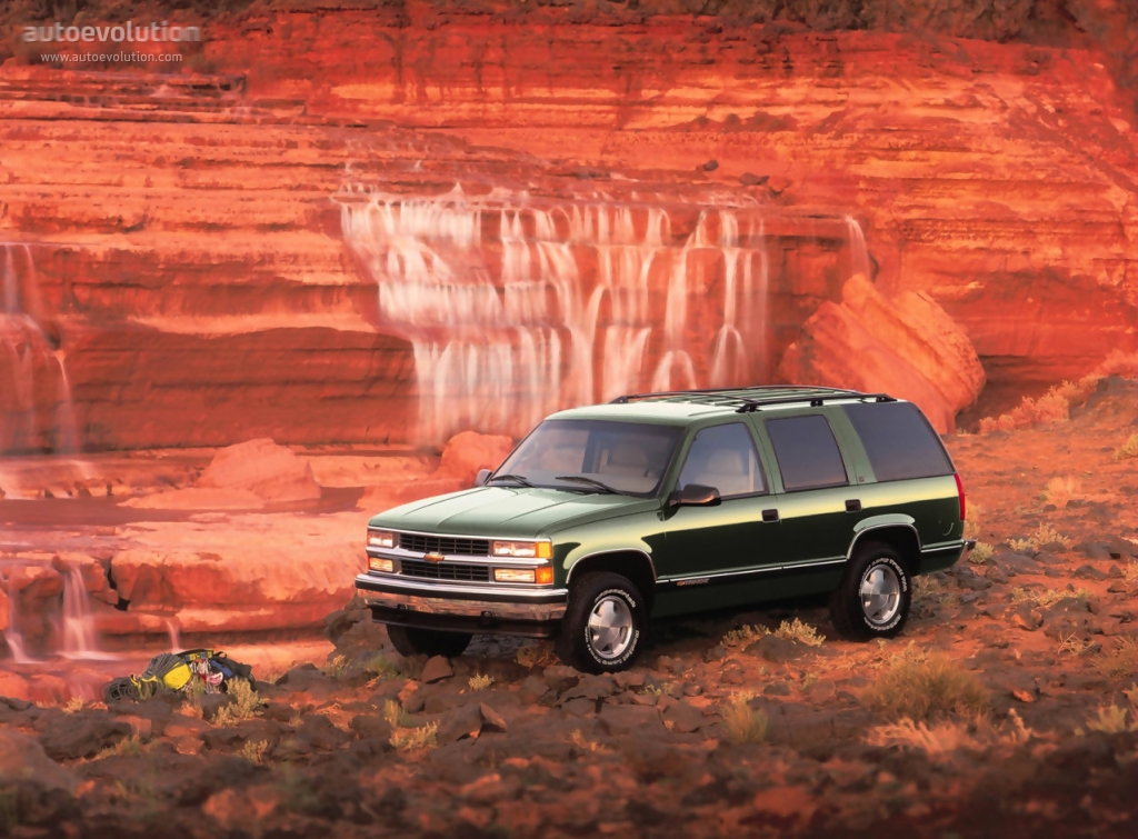 Chevrolet Tahoe photo 3