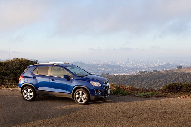 Chevrolet Tracker photo 2