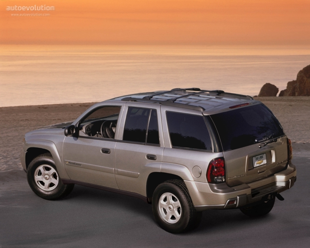 Chevrolet Trailblazer photo 2