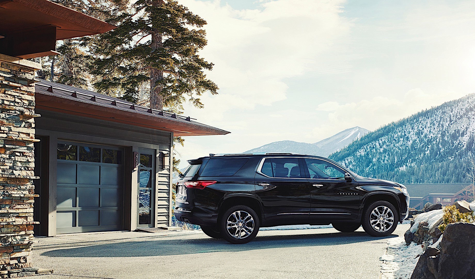 Chevrolet Traverse photo 3