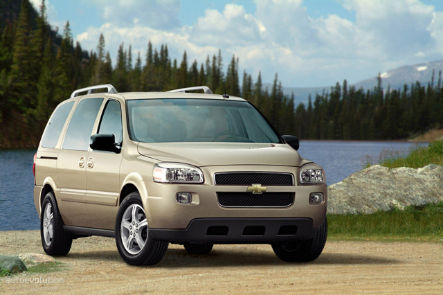 CHEVROLET Uplander