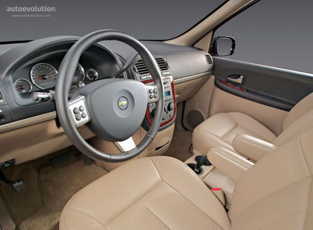 Chevrolet Uplander photo 6
