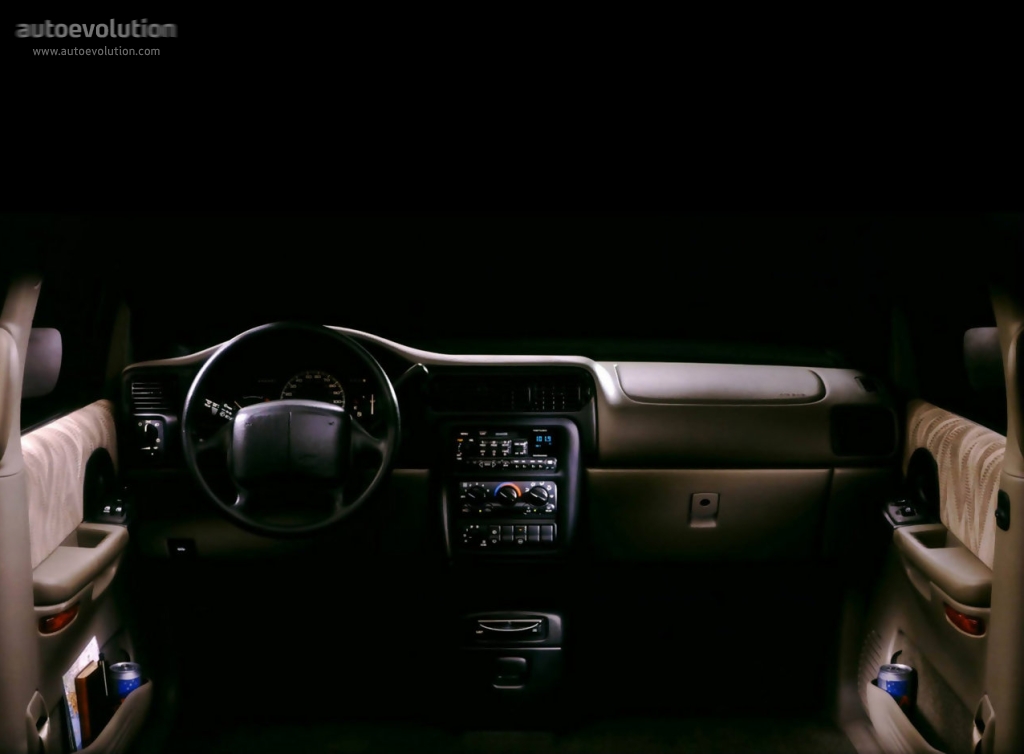 Chevrolet Venture photo 12