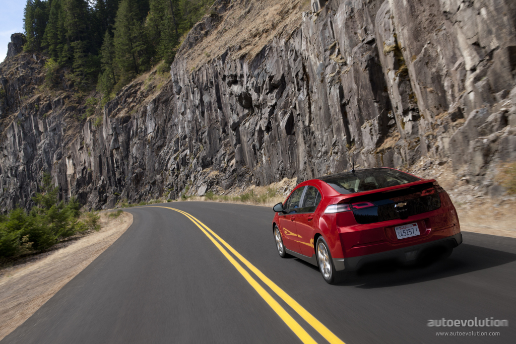 Chevrolet Volt photo 10