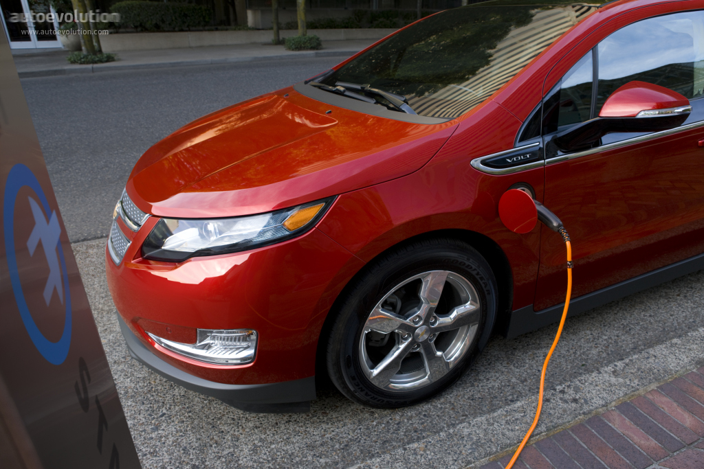 Chevrolet Volt photo 24