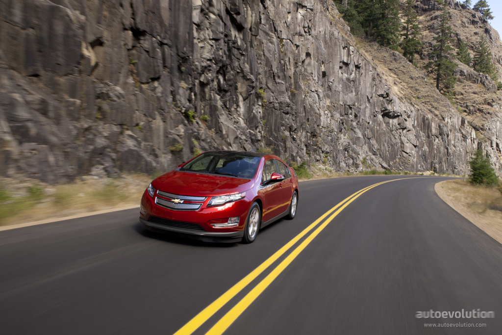 Chevrolet Volt photo 9