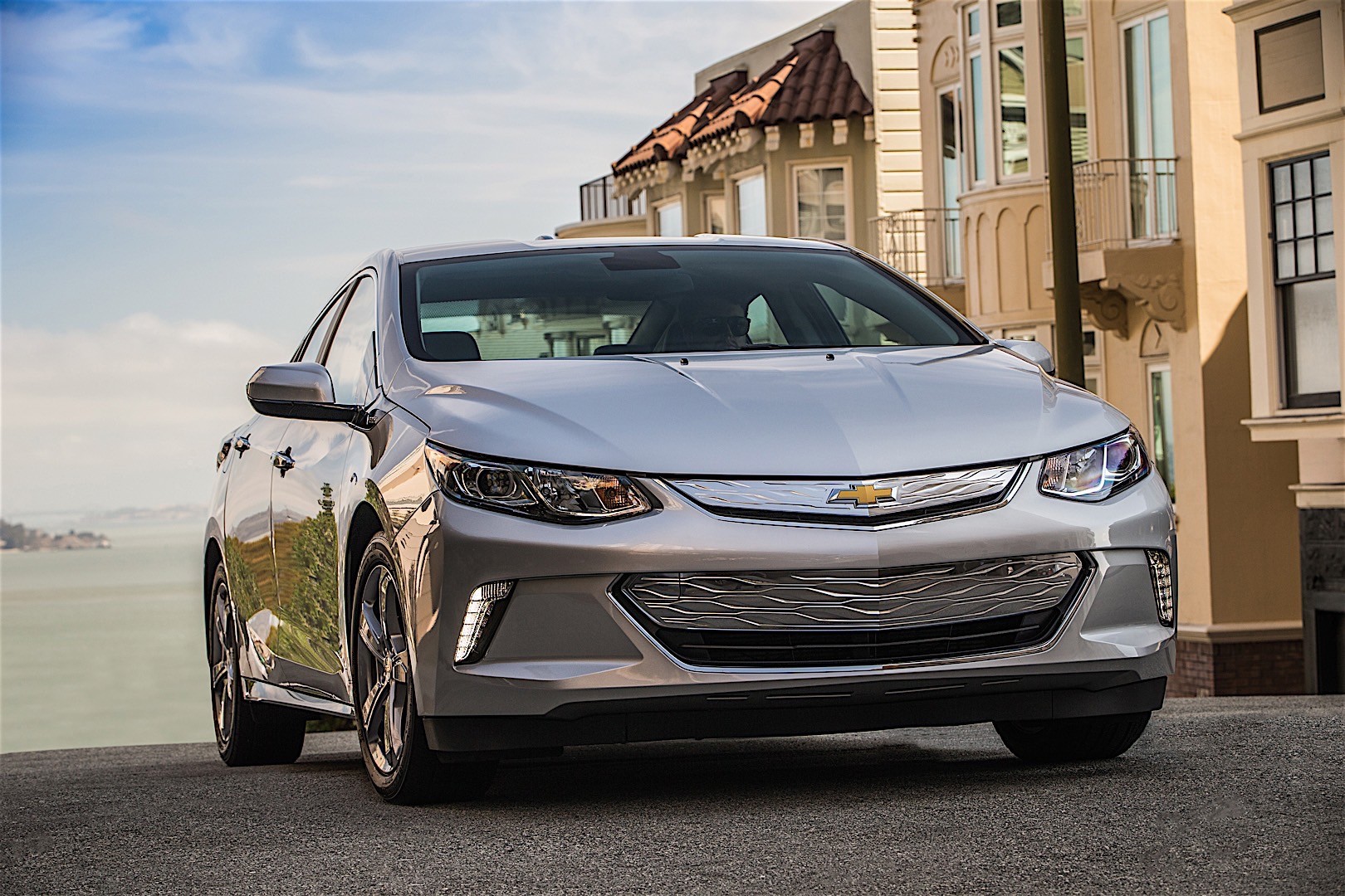 Chevrolet Volt photo 10