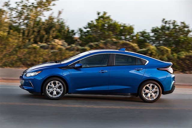 Chevrolet Volt photo 17