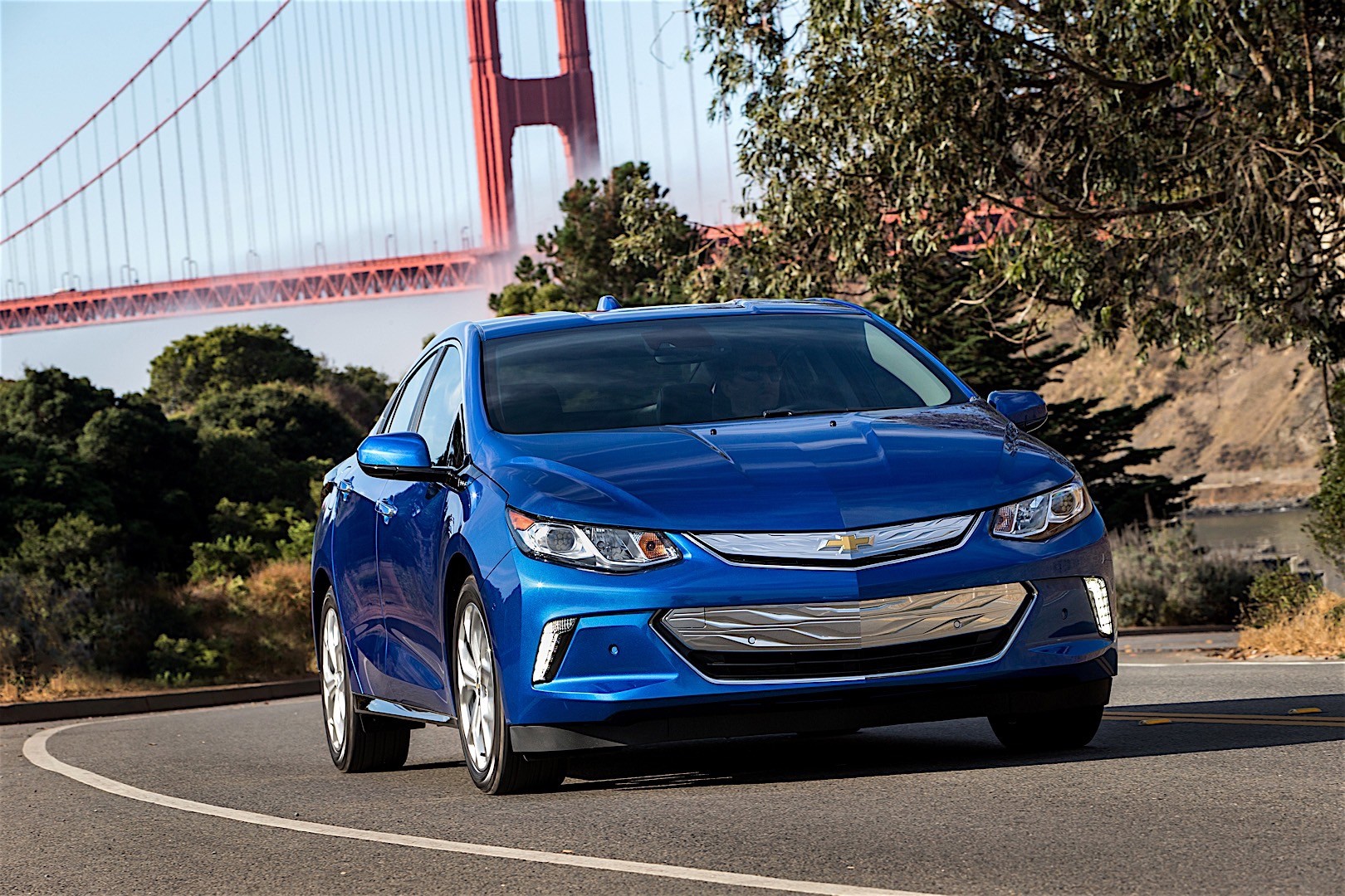 Chevrolet Volt photo 18