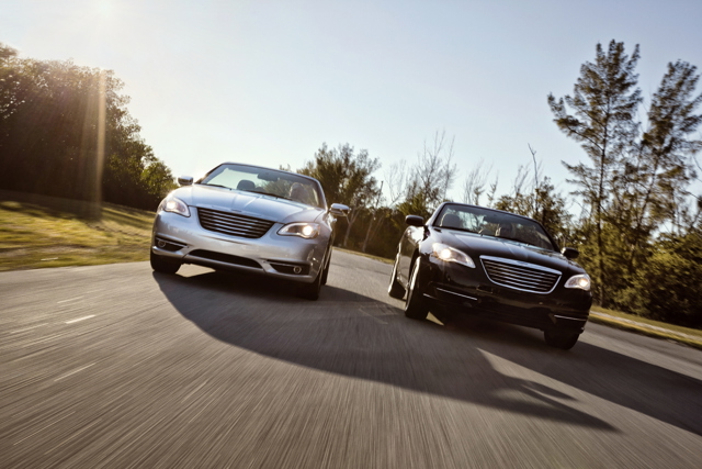 Chrysler 200 Convertible photo 5