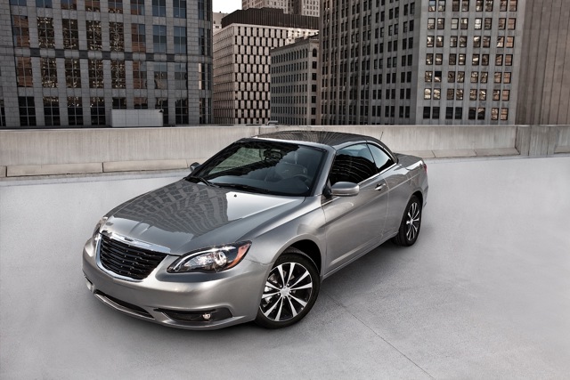 Chrysler 200 photo 26