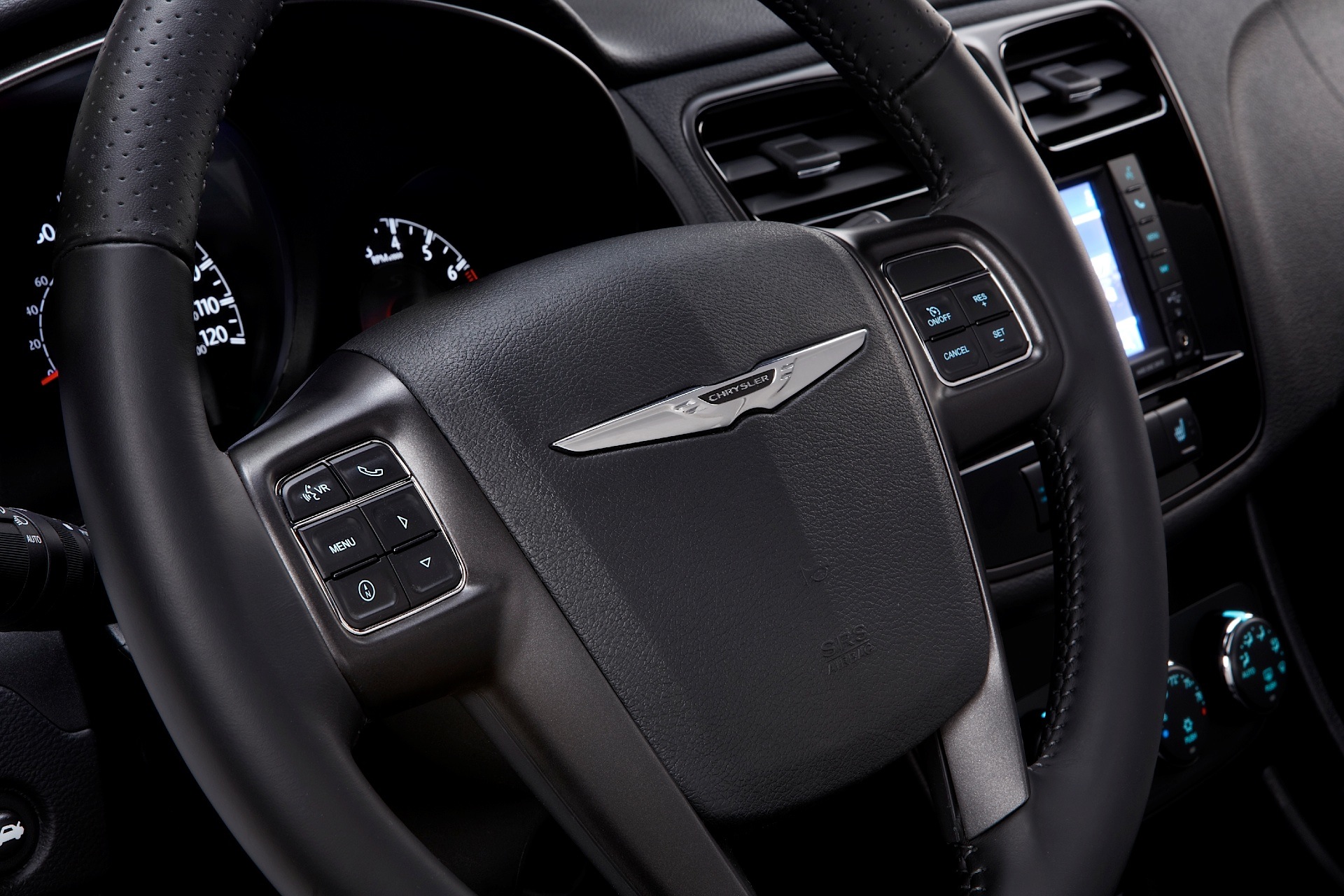 Chrysler 200 photo 62