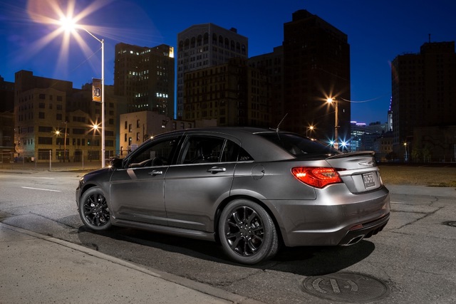 Chrysler 200 photo 37