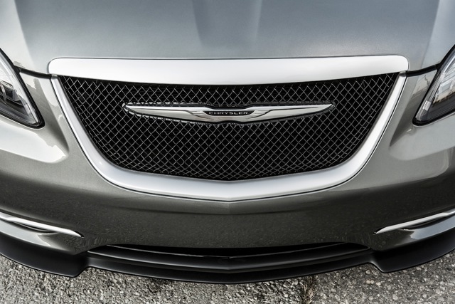 Chrysler 200 photo 41