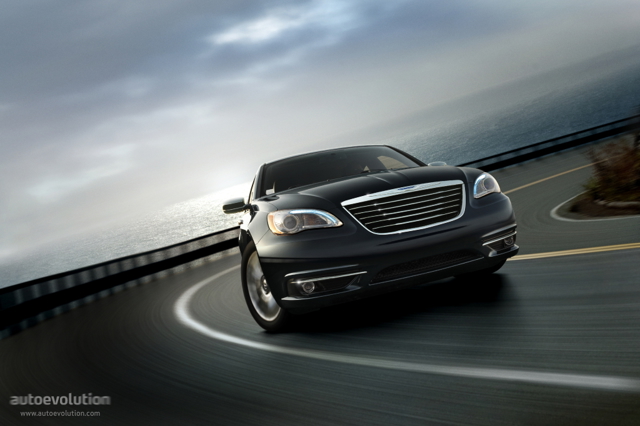 Chrysler 200 photo 9