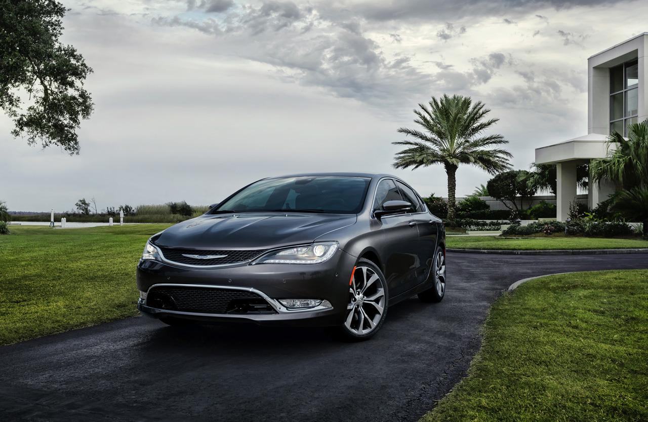 Chrysler 200 photo 36