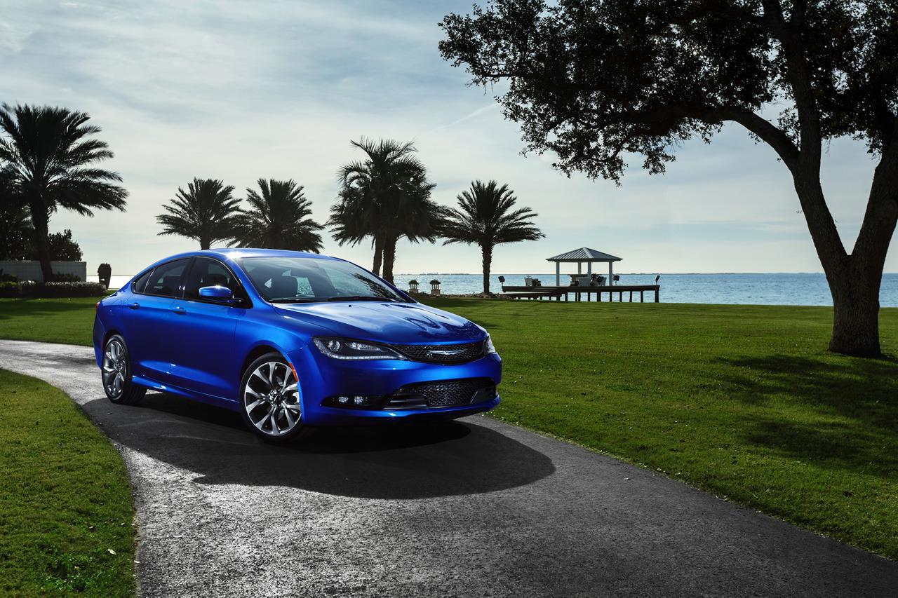 Chrysler 200 photo 38