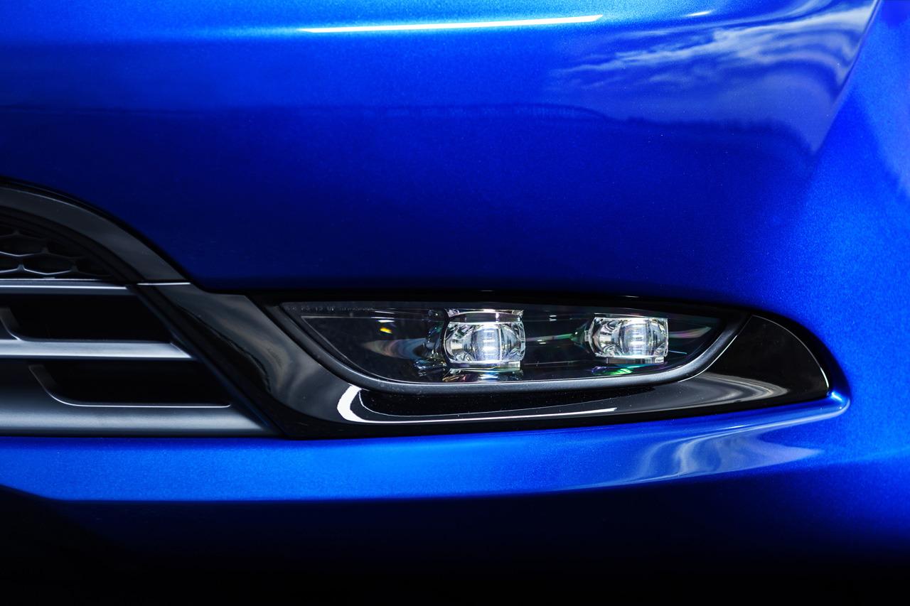 Chrysler 200 photo 58