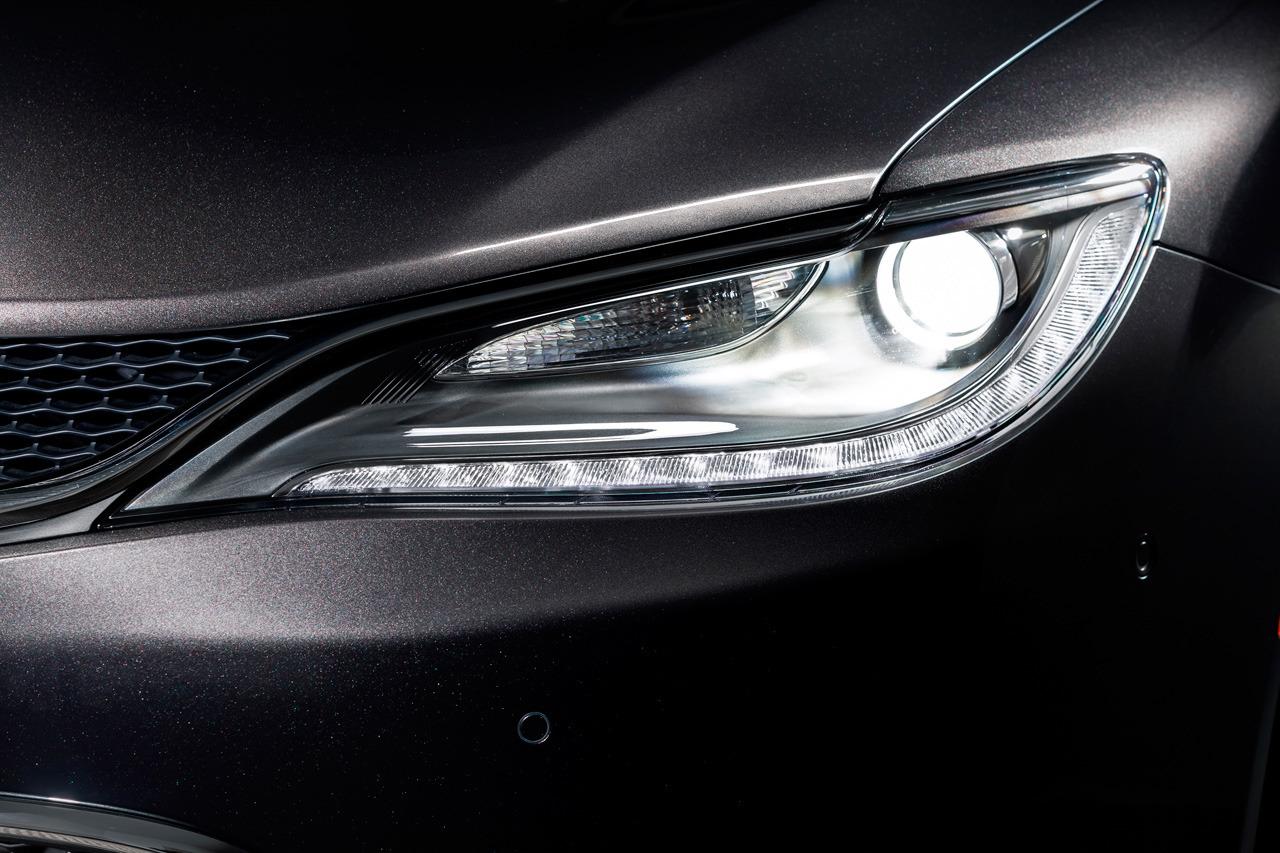 Chrysler 200 photo 60