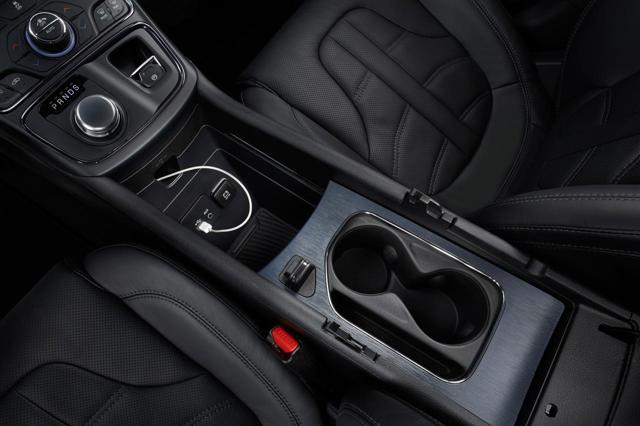 Chrysler 200 photo 71