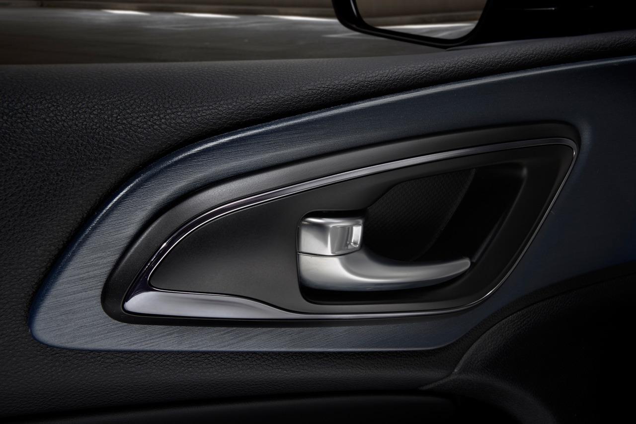 Chrysler 200 photo 84